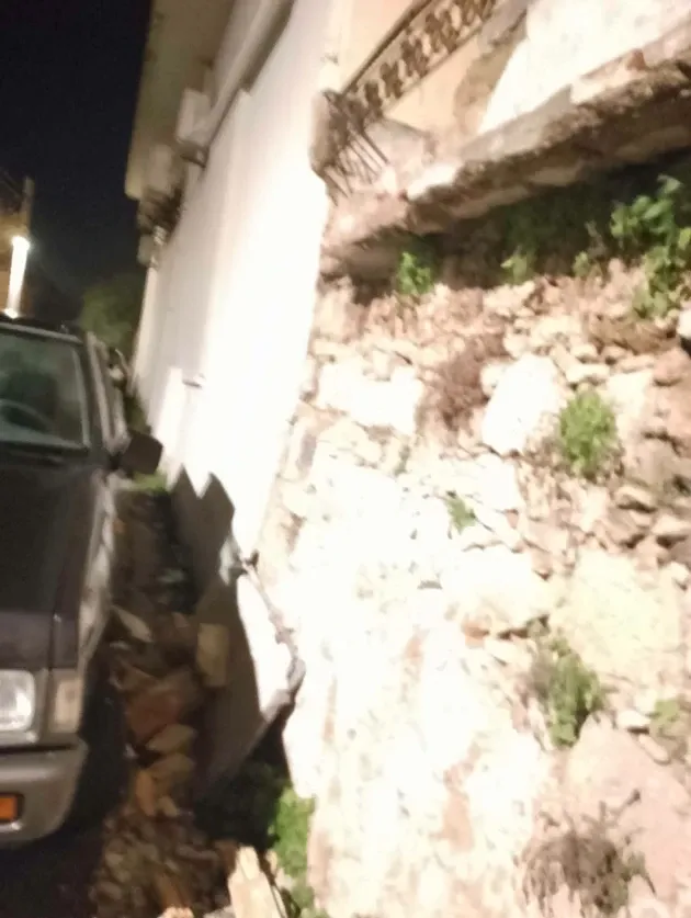 ΚΡΗΤΗ ΜΠΑΛΚΟΝΙ