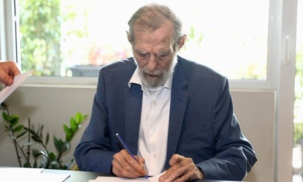 1792172850924-728896888-giorgosvardinogiannis.jpg