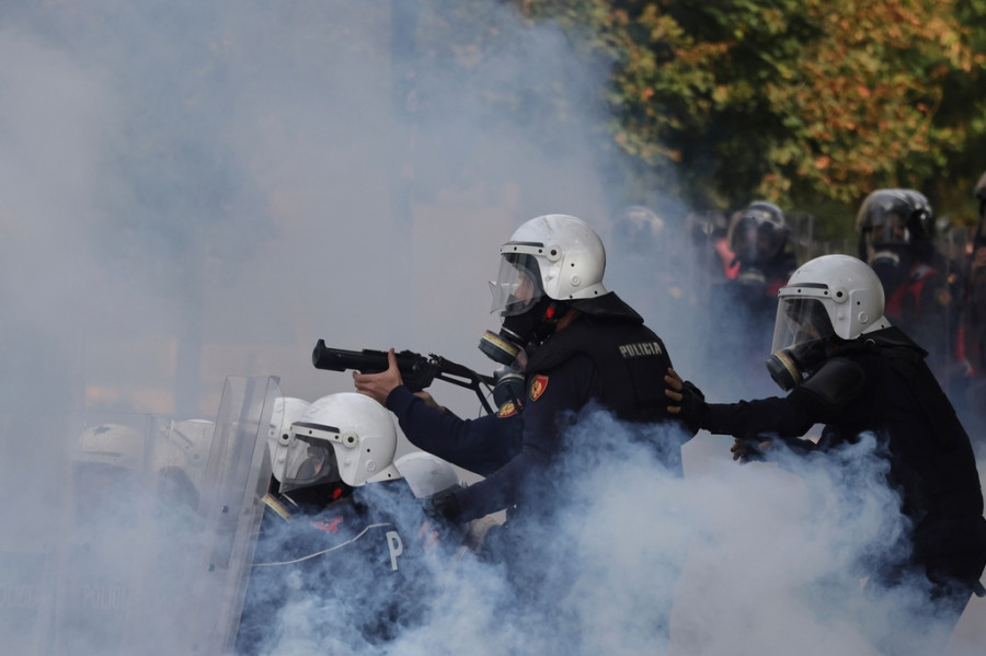 Αλβανία, διαδηλώσεις, φοιτητές