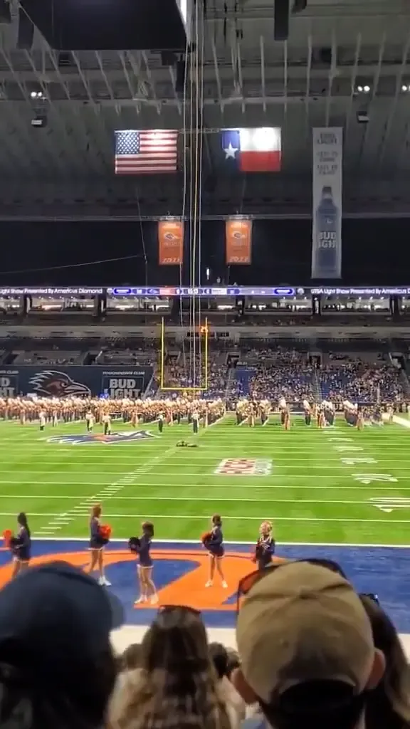military-member-injured-alamodome-fall-145539796.webp