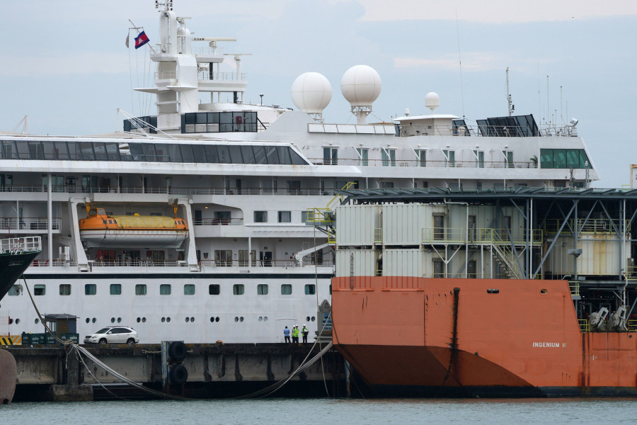 Cambodia US Cruise Ship