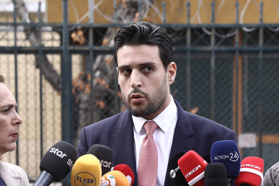 ΔΙΚΗΓΟΡΟΣ ΑΜΕΡΙΚΑΝΩΝ ΘΥΜΑΤΩΝ ΠΛΑΚΑ