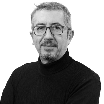 Κώστας Πλιάκος