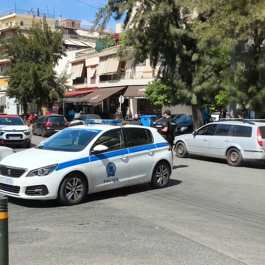 Νεκρή η γυναίκα που παρασύρθηκε από φορτηγό στα Άνω Πατήσια