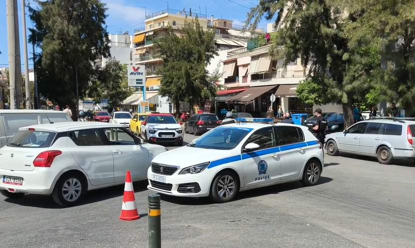 Νεκρή η γυναίκα που παρασύρθηκε από φορτηγό στα Άνω Πατήσια