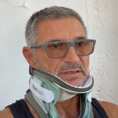 «Είναι ένας εφιάλτης, έχω φτάσει στον πάτο»: Συνέντευξη του 61χρονου Σέρβου επιβάτη της Ryanair