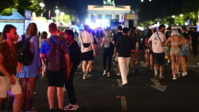 Βερολίνο: Αυτοκίνητο έπεσε πάνω σε συγκεντρωμένο πλήθος - Πληροφορίες για νεκρό