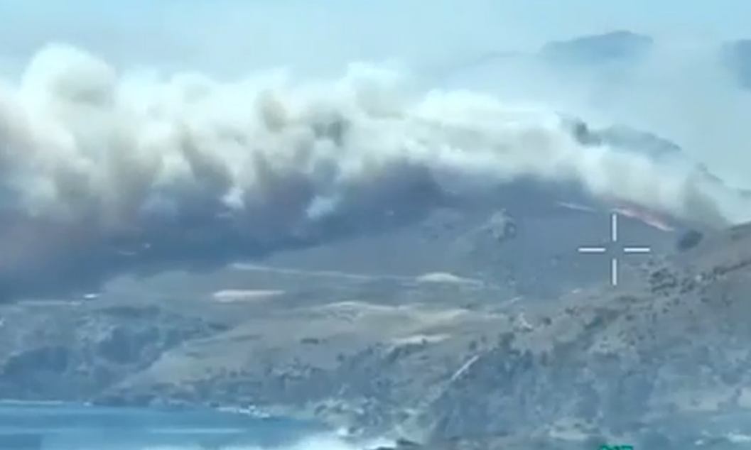 Ρέθυμνο: Βίντεο από drone της Πυροσβεστικής καταγράφει τη φωτιά στον Ασώματο