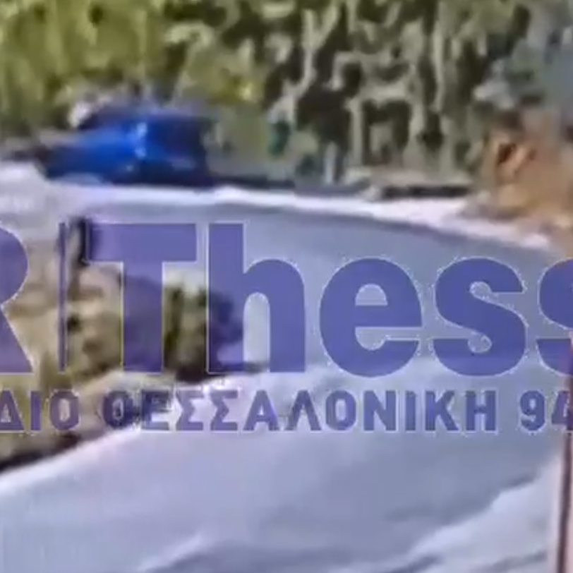Βίντεο: Η στιγμή που 59χρονος στη Σίνδο, βάζει φωτιά σε ξερά χόρτα και εξαφανίζεται