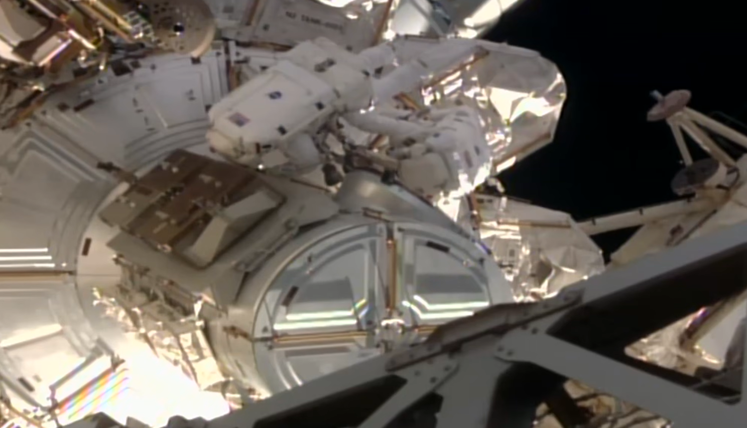 διαστημα ; διαστημικός σταθμός ; iss