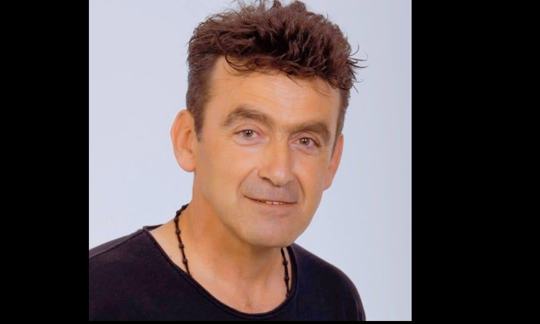 Πέθανε στα 59 του χρόνια ο τραγουδιστής Στάθης Παρχαρίδης-  Μια σπουδαία φωνή της ποντιακής μουσικής