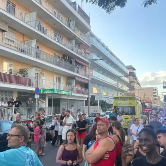 Μαγιόρκα: Πυρκαγιά σε πολυκατοικία στο τουριστικό θέρετρο αφήνει 5 τραυματίες