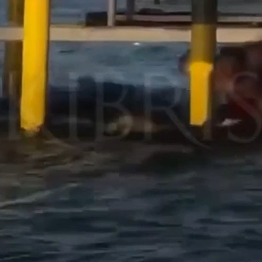 Κατεχόμενα: Οργισμένο πλήθος κυνηγάει άνδρα σε παραλία για σεξουαλική επίθεση σε 15χρονη