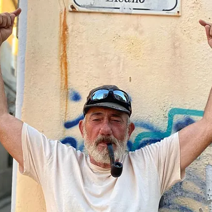 Το τελευταίο στίγμα του σκάφους του αγνοούμενου επιχειρηματία – Επέστρεψε στην Ισπανία η σύζυγός του