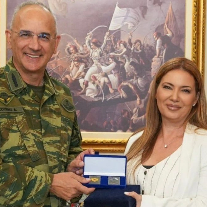 Συνάντηση αρχηγού ΓΕΕΘΑ με τη νέα πρέσβη του Ισραήλ - «Η Ελλάδα είναι πραγματικός φίλος του Ισραήλ»