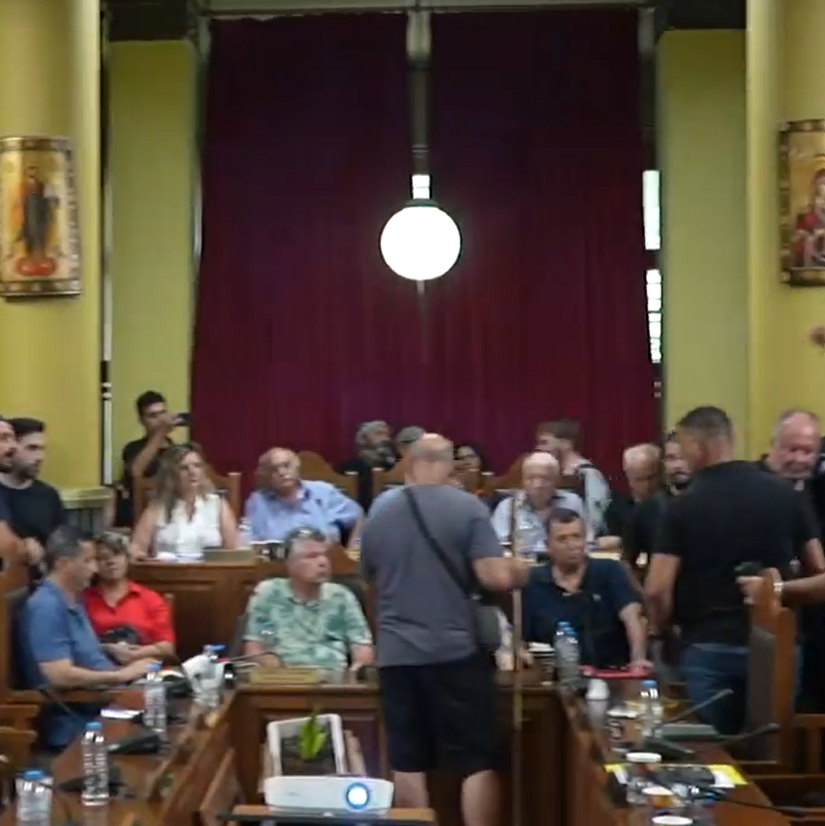 Μυτιλήνη: Επεισοδιακή συνεδρίαση του Περιφερειακού Συμβουλίου Βορείου Αιγαίου για τον αφθώδη πυρετό