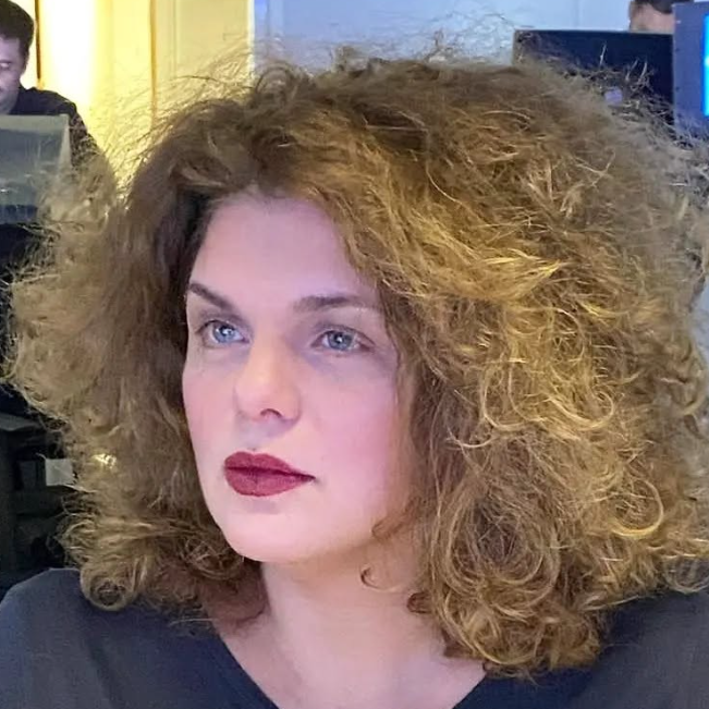 Άννυ Ζιώγα: Η αρχισυντάκτρια του Γιώργου Παπαδάκη αποχωρεί από τον ΑΝΤ1 έπειτα από 35 χρόνια