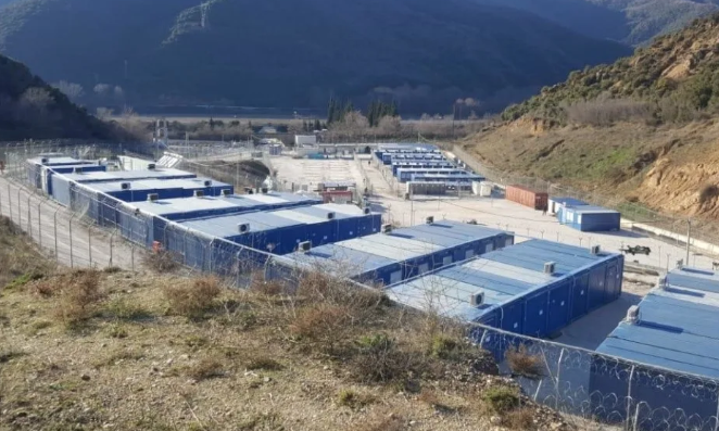 Σέρρες: Νέα ένταση στη δομή μεταναστών στη Σιντική - Φθορές στους χώρους, δύο συλλήψεις