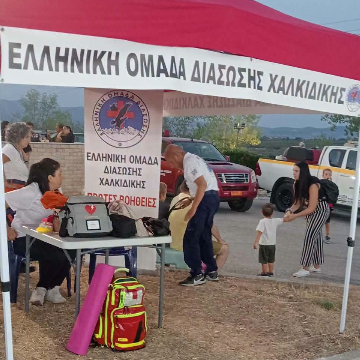 Χαλκιδική: Διασώστες επανέφεραν άνδρα με ΚΑΡΠΑ σε πανηγύρι