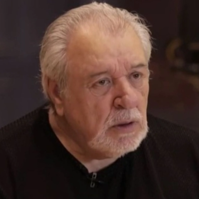 Τάσος Χαλκιάς: «Δεν καήκαν ντουβάρια, κάηκαν αναμνήσεις», είπε για το σπίτι του στο Πόρτο Γερμενό