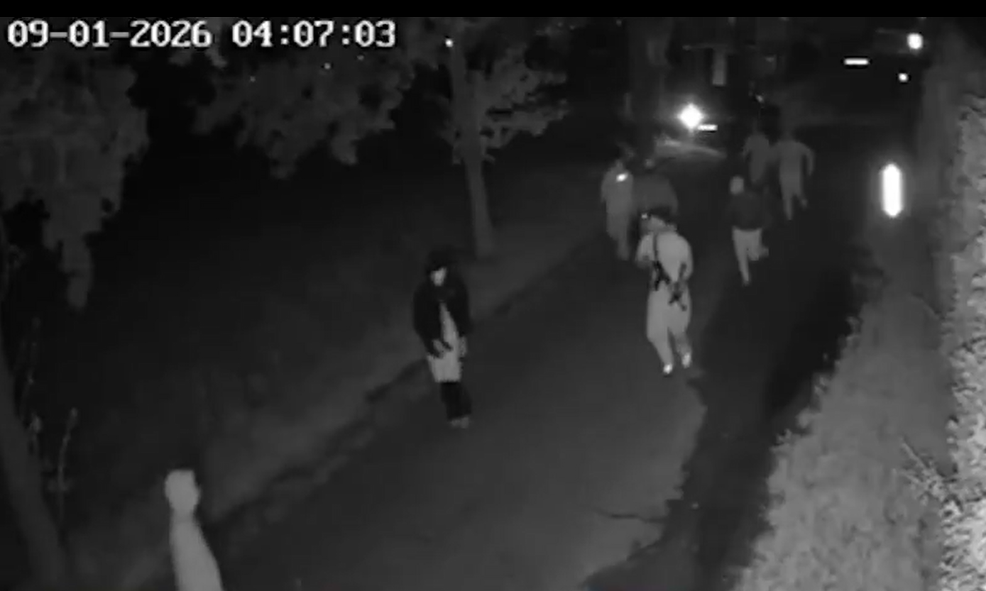 Ολλανδία: Ένας νεκρός και δύο τραυματίες έπειτα από ανταλλαγή πυροβολισμών που σχετίζεται με διαβόητο βαρόνο ναρκωτικών