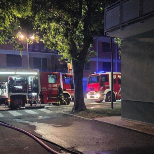 Ιταλία: Φωτιά σε τριώροφο κτίριο στην Τοσκάνη - Δύο νεκροί και 13 τραυματίες