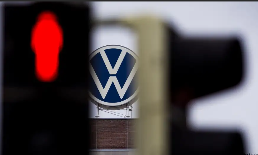 Σχεδόν τρία εκατ. αυτοκίνητα Volkswagen και Audi ανακαλούνται παγκοσμίως