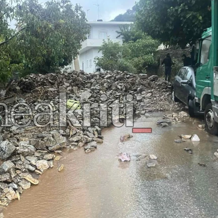 Κακοκαιρία στην Κρήτη:  Σε κατάσταση έκτακτης ανάγκης ο Μυλοπόταμος - Κλειστά και αύριο τα σχολεία