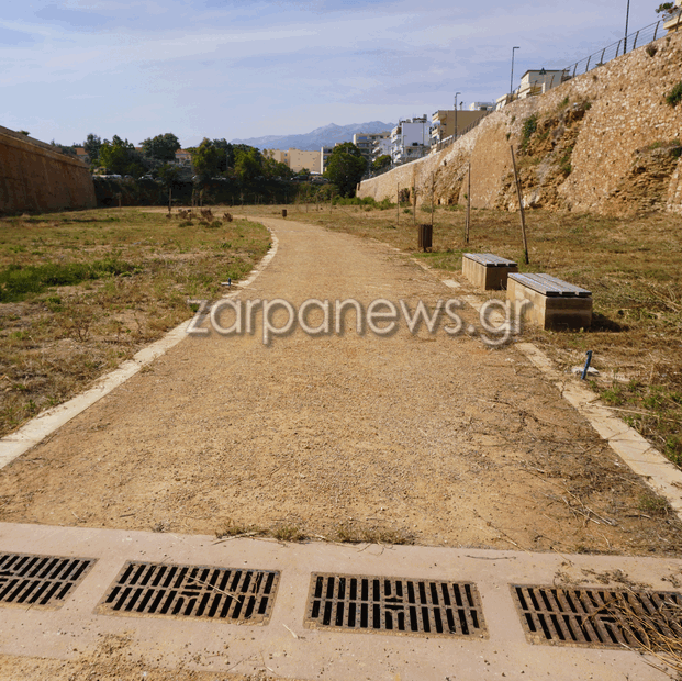 Χανιά: Δύο τουρίστες έπεσαν από τα τείχη της Δυτικής Τάφρου - Νοσηλεύονται βαριά τραυματισμένοι