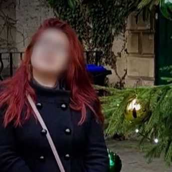 Λαύριο: «Ο γιος μου είναι ήρωας, μπήκε μπροστά να σώσει τη γυναίκα» λέει η μητέρα του 33χρονου