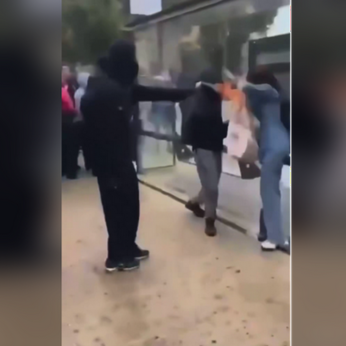 Γαλλία: 15χρονος συνελήφθη για επίθεση με αυτοσχέδιο φλογοβόλο στο πρόσωπο γυναίκας