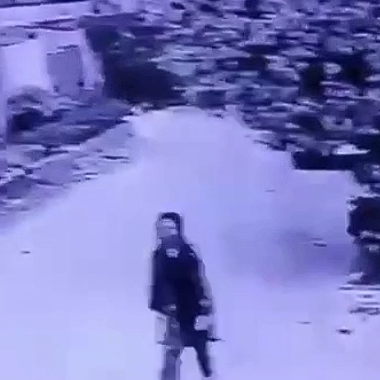 Πακιστάν: Τελευταία πλάνα της φοιτήτριας, θύμα απατεώνα, πριν κρεμαστεί στο δέντρο
