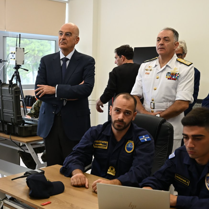 Δένδιας: Νέες δυνατότητες για το Πολεμικό Ναυτικό από τα αυτόνομα θαλάσσια συστήματα