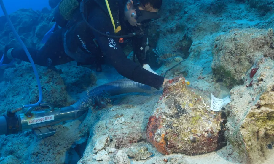 Το αρχαιότερο ναυάγιο στον κόσμο εντοπίστηκε στα ανοιχτά της Τουρκίας