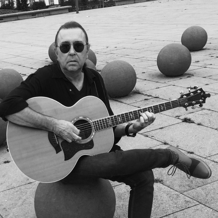Πέθανε ξαφνικά σε ηλικία 73 ετών ο David Surkamp,  ιδρυτής των Pavlov’s Dog