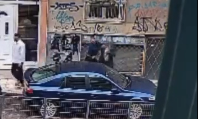 Άγιος Παντελεήμονας: Επίθεση σε ηλικιωμένο για να του κλέψουν την αλυσίδα, τον χτύπησαν στο πρόσωπο