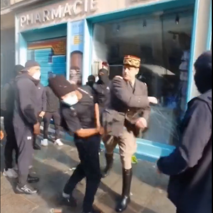 Γαλλία: Viral βίντεο τεχνητής νοημοσύνης με τον Σαρλ ντε Γκωλ να χαστουκίζει ταραξίες