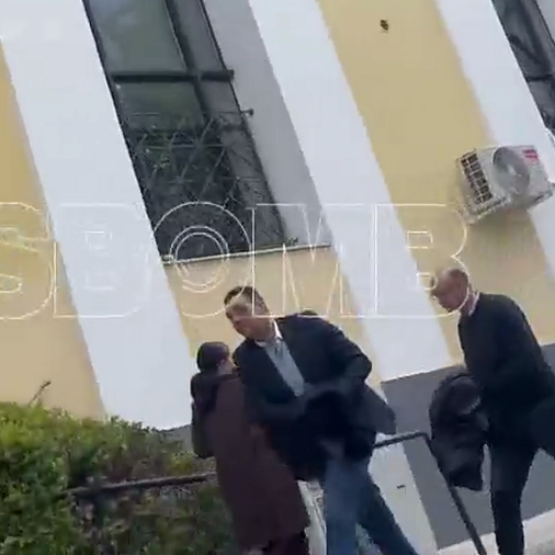Σκάνδαλο με στημένους αγώνες μπάσκετ: Ο Λιόλιος με χειροπέδες στον ανακριτή - Βίντεο ντοκουμέντο