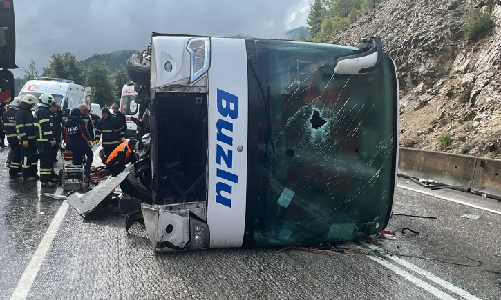 Τουρκία: Ανατροπή λεωφορείου - Ένας νεκρός και 7 τραυματίες
