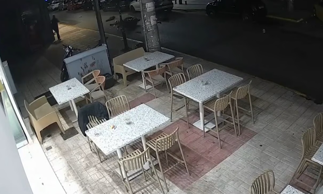Βίντεο ντοκουμέντο από το δυστύχημα στο Κερατσίνι - Νεκρός 29χρονος δικυκλιστής